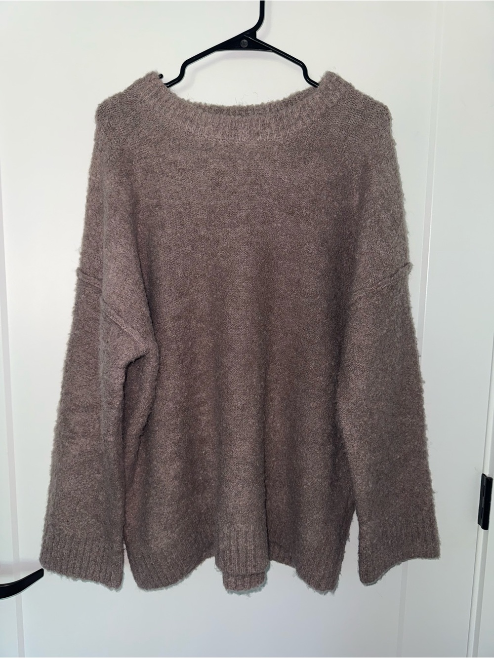 wild fable Plush Crewneck Sweater in Taupe